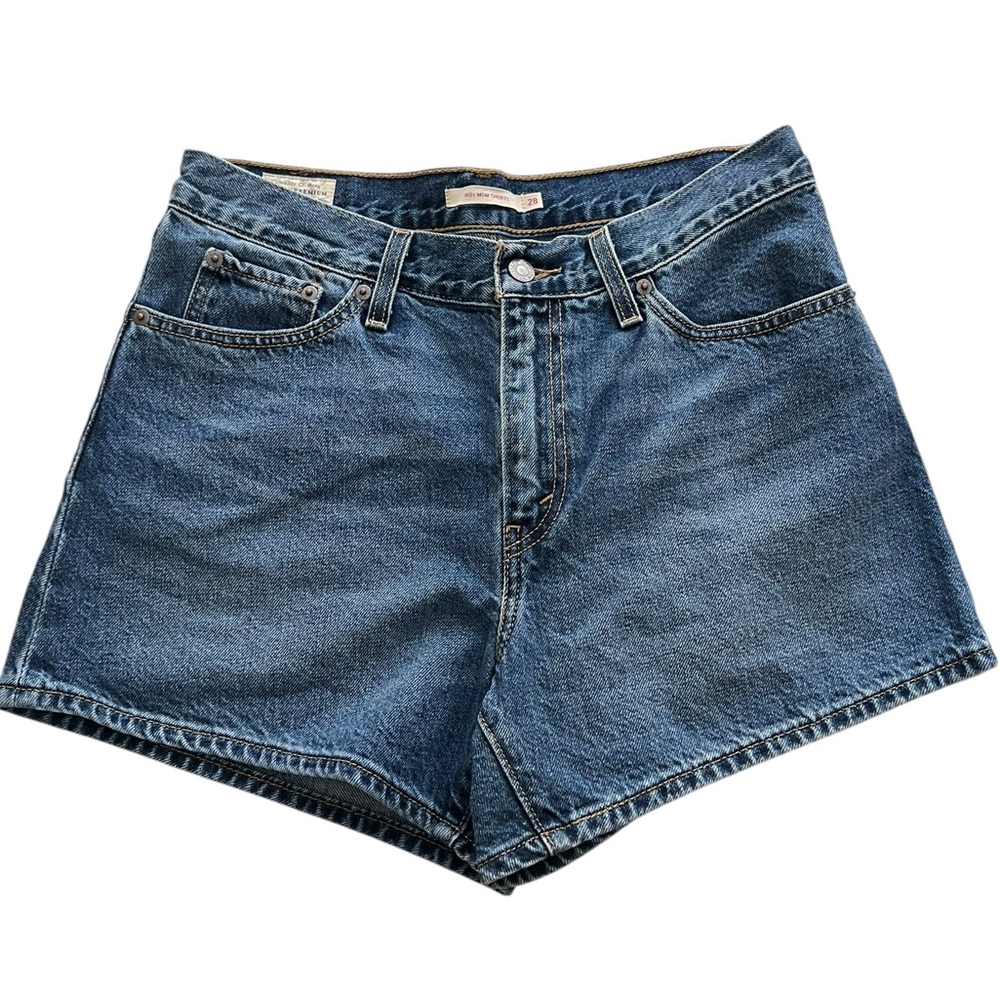 Levi's Premium Women's 80's Mom Shorts - Size 28